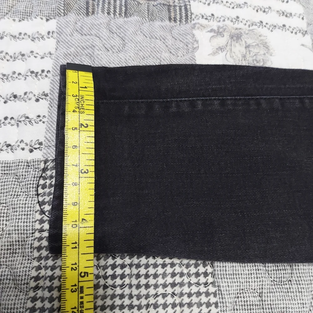 Guess jeans and shirt - Picture 11 of 15